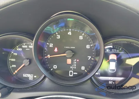 2018 Porsche Macan z USA, uszkodzony, nr VIN WP1AA2A54JLB23077